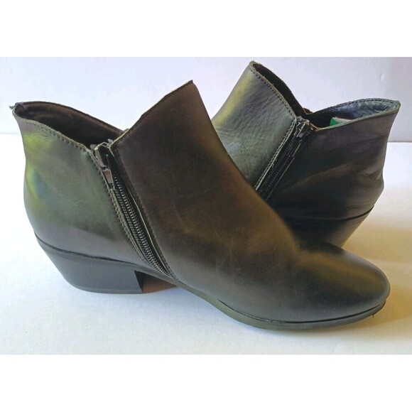 Jack Rogers Peyton Leather Ankle Boots Booties Size 8 Side Medallion Zipper - Picture 3 of 11